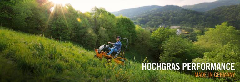 AS-Motor 1040 YAK 4WD XL mowing on a steep slope